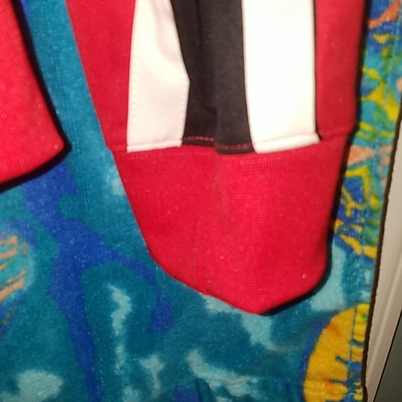 NWT Nike Air jacket in Red w/ Design on the Back - Picture 7 of 11